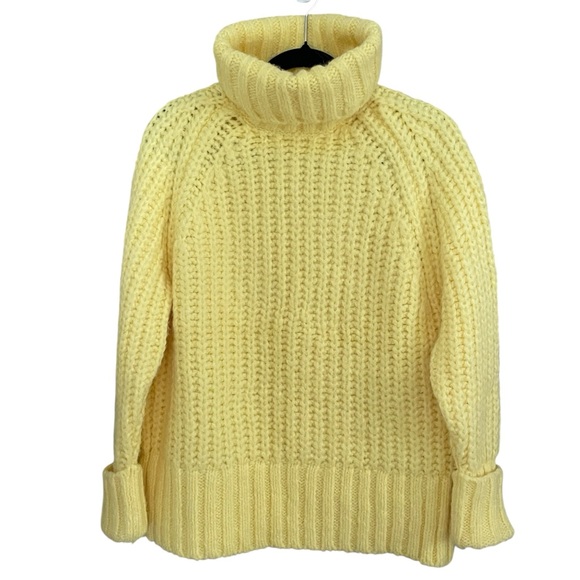 Anthropologie PILCRO Cozy
Sunny Yellow Turtleneck Sweater XS - Picture 4 of 8